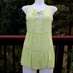 Rose & Thyme Sleeveless Flowy/Floral Top